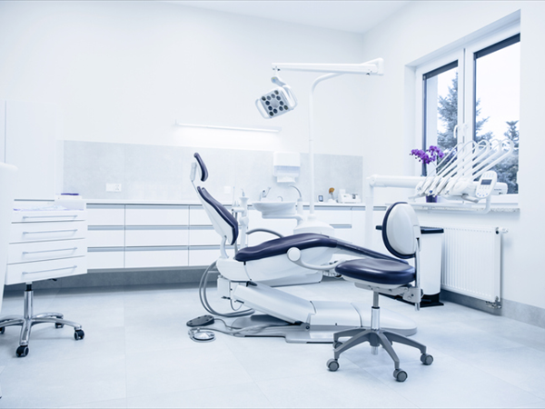 Un spécialiste de la correction dentaire en Suisse romande