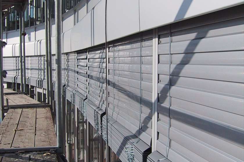 Spezialistin für Storenbau