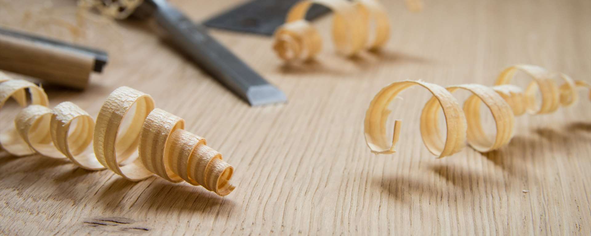 Menuiserie dirigée par son fondateur employant 16 personnes