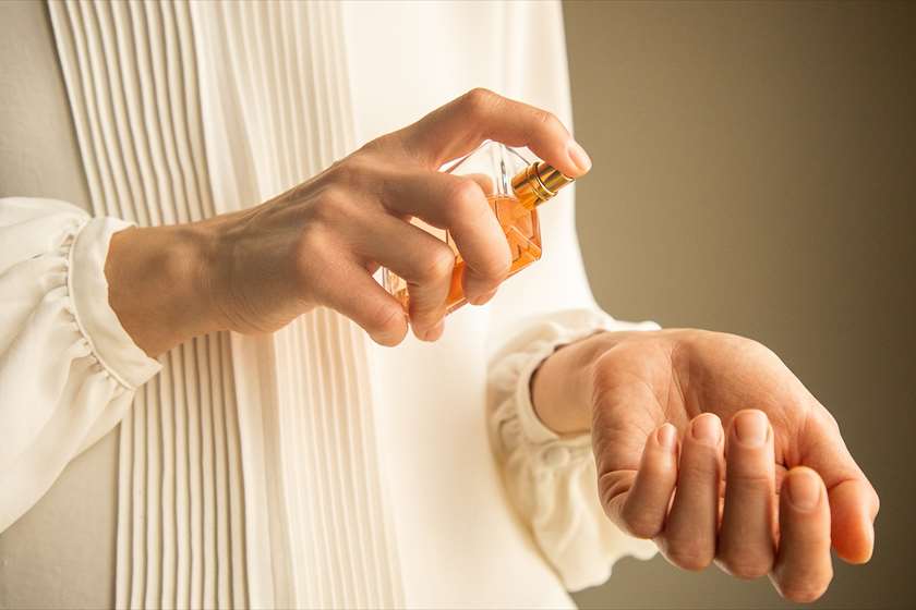 Handelsunternehmen mit eigenen Parfümerieprodukten 