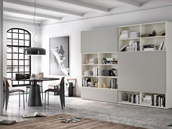 Seit Jahrzehnten bestehendes Möbelgeschäft für Designmöbel