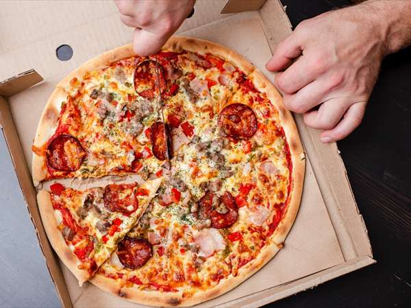 Autonom funktionierender, langjährig regional verankerter Pizzalieferdienst in der Metropolregion Zürich
